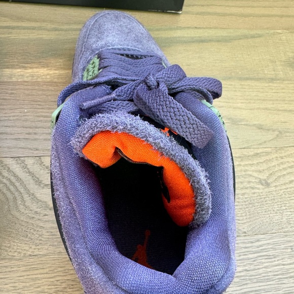 Pre owned 2022 Wmns Air Jordan 4 Retro 'Canyon Purple - Picture 6 of 9